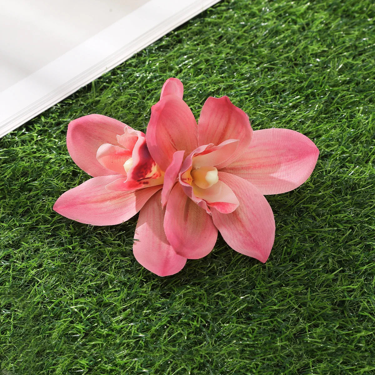 Trend Orchid Flowers Hair Clips Bohemian Small Hairpin Bridal Barrette Summer Beach Wedding Flower Women Holiday Hair Jewelry