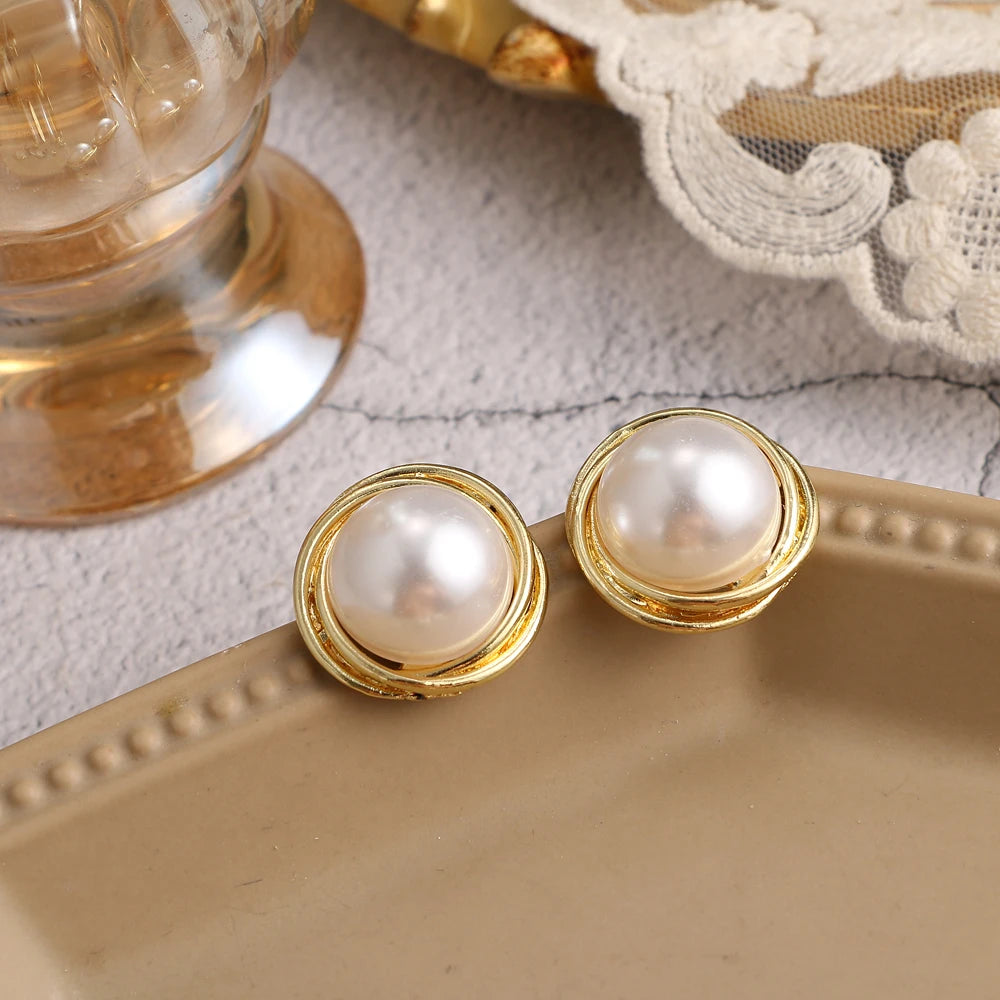 Vintage Big Cute Simulated Pearl Earrings Trendy Elegant Created Pearls String Statement Stud Earrings For Wedding Party Gift