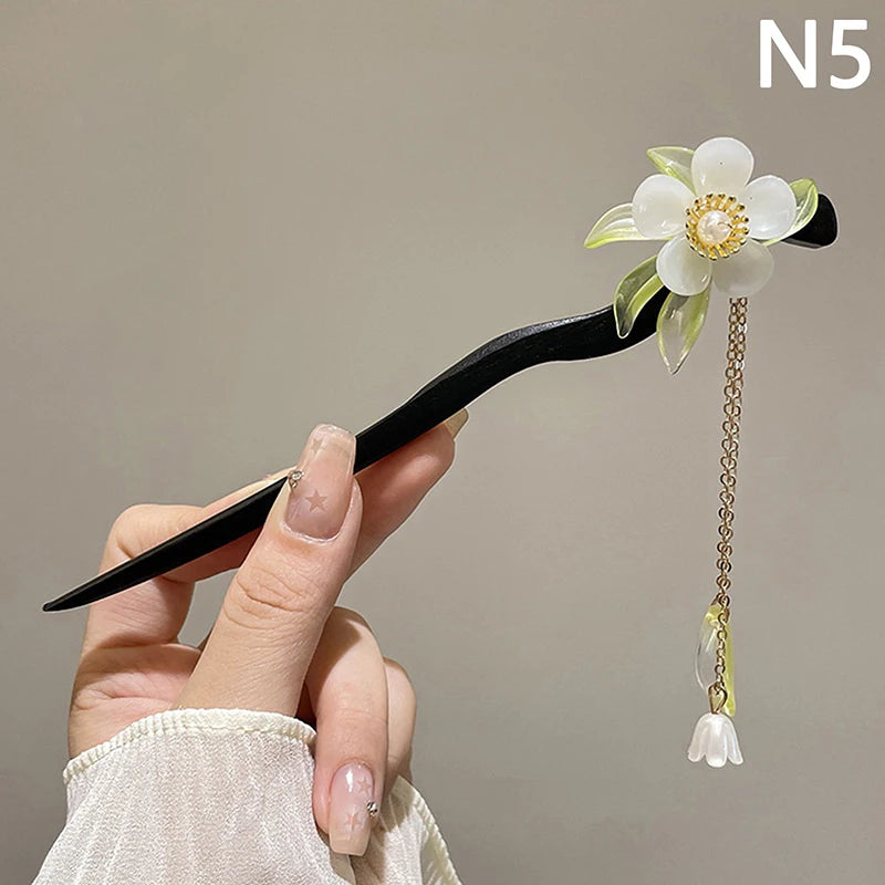 Chinese Style Luminous Pavilion Hair Sticks For Women Kids Retro Metal Wood Flower Tassel Hair Pin Clips Hair Accessories